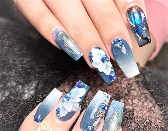 3D nail designs are perfect choices for you
